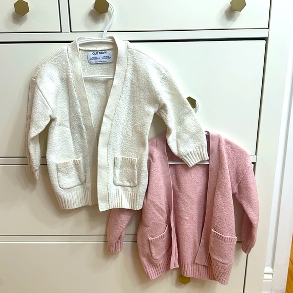 2 cozy cardigans - Picture 1 of 5